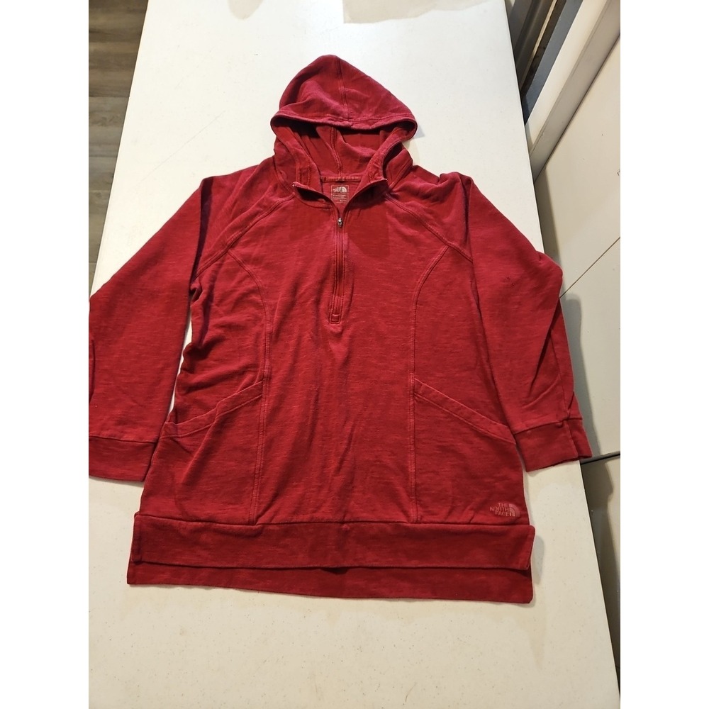 The North Face Women XL Burgundy Front Pocket Logo 1/2 Zip Hoodie Sweater (1119)